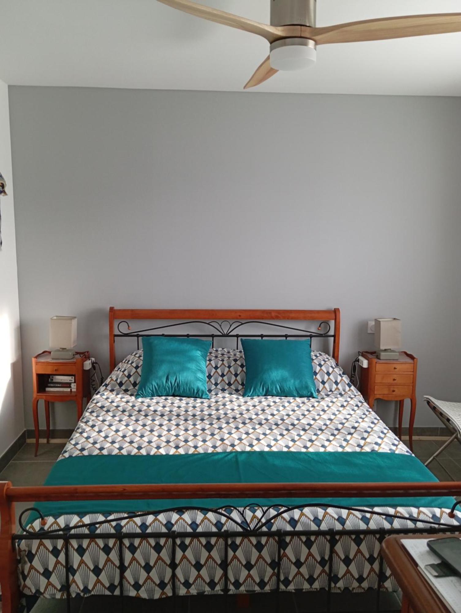 Almendra34480 Bed & Breakfast Magalas Ngoại thất bức ảnh